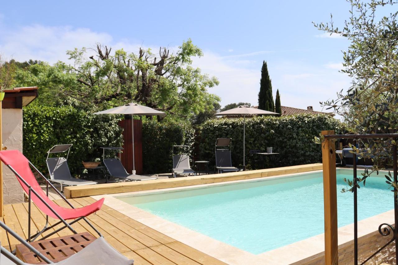 Gite Lapaz/Jacuzzi Prive/Piscine Draguignan Exterior photo