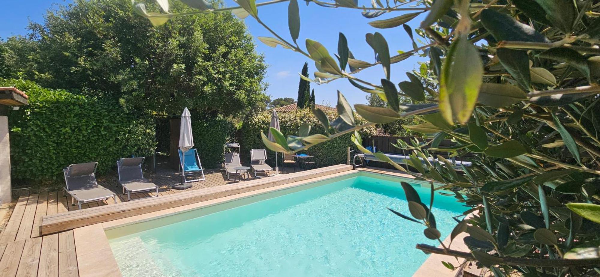 Gite Lapaz/Jacuzzi Prive/Piscine Draguignan Exterior photo