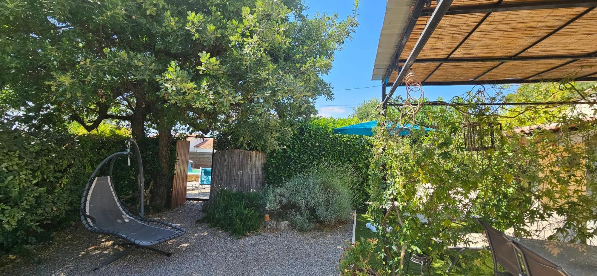 Gite Lapaz/Jacuzzi Prive/Piscine Draguignan Exterior photo